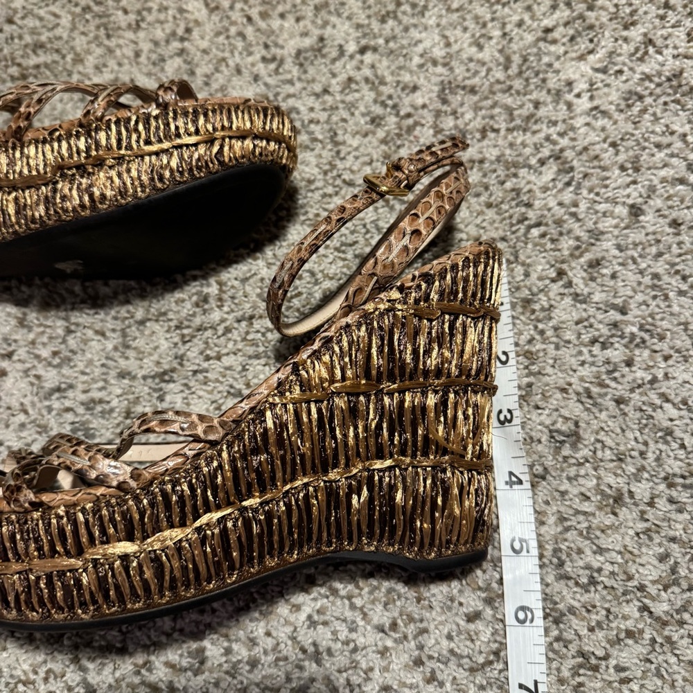 Prada Woven Raffia Wedge Sandals- Size 40.5 - Picture 8 of 10